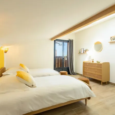 Les De Julie Apartment