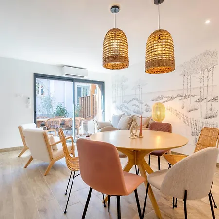 Les De Julie Au Domaine Des Muses