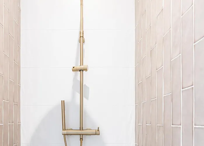 Les De Julie Au Domaine Des Muses *